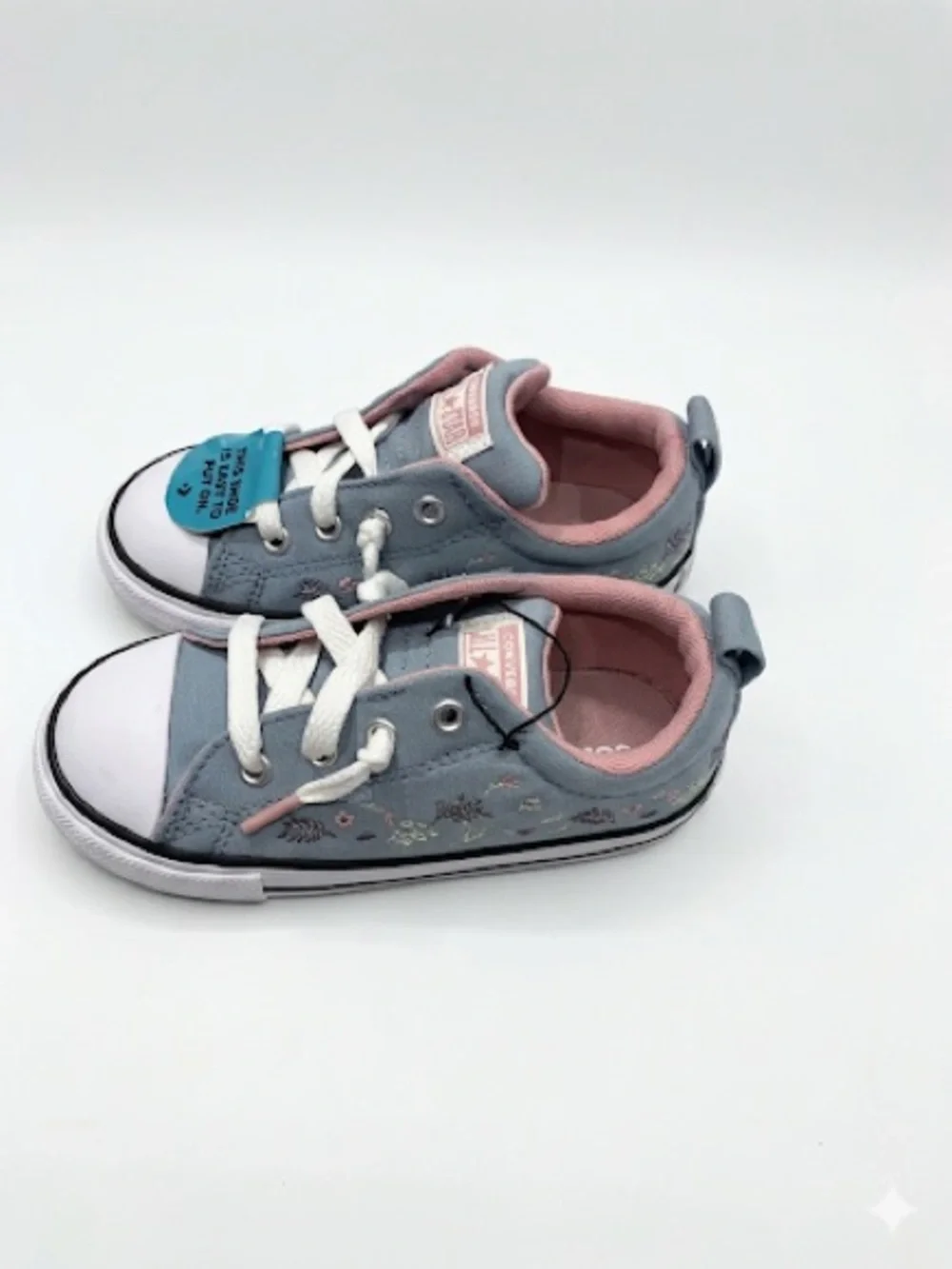 Converse Kids' Chuck Taylor All Star Madison Sneakers Little Girls Size 9 NWOT’S